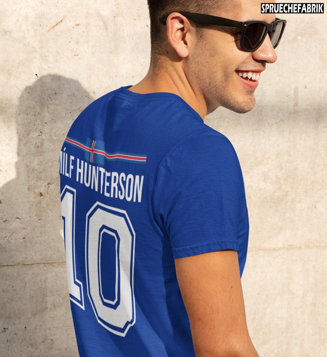 MÍLF HUNTERSON T-Shirt